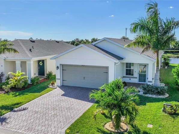 18521 Cronin Sand Ln, North Fort Myers, FL 33917