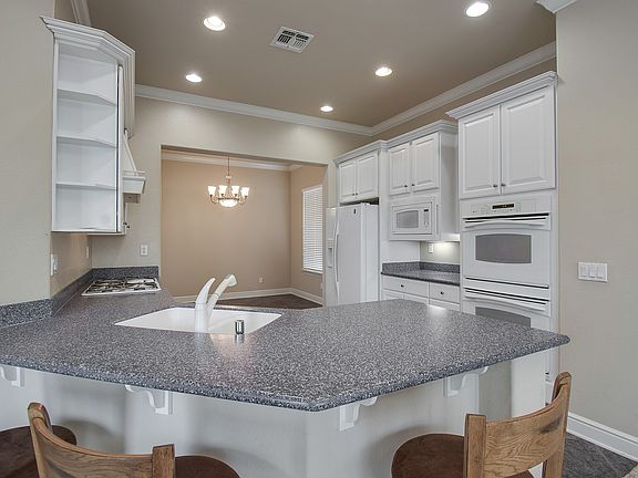 2nd image of 2737 Aspen Valley Ln