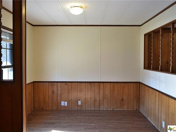 3rd image of 1505 Anna Lee Dr
