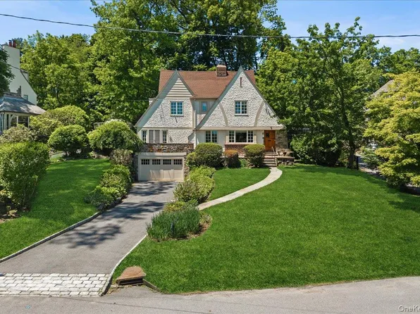 311 Lyncroft Road, New Rochelle, NY 10804