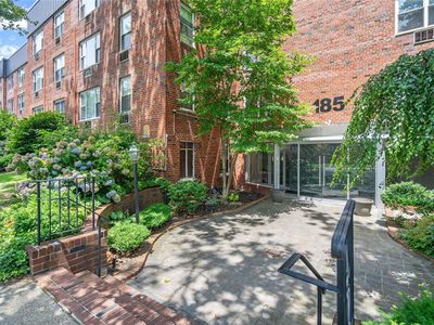 185 S Middle Neck Road #1N, Great Neck, NY, 11021