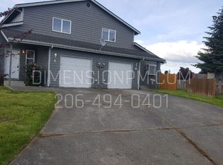 800 S 22nd Pl #B, Mount Vernon, WA 98274