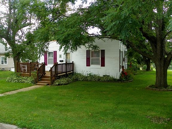3rd image of 303 S College St