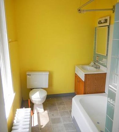 4th image of 941 McKean St