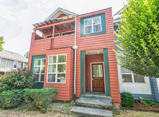 842 SE Walnut St, Hillsboro, OR 97123