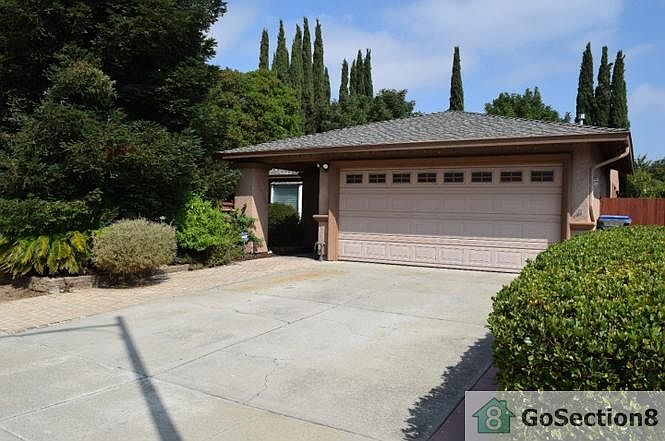 1st image of 7308 Phinney Way