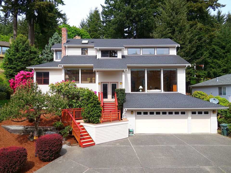 1st image of 5 Marina Dr
