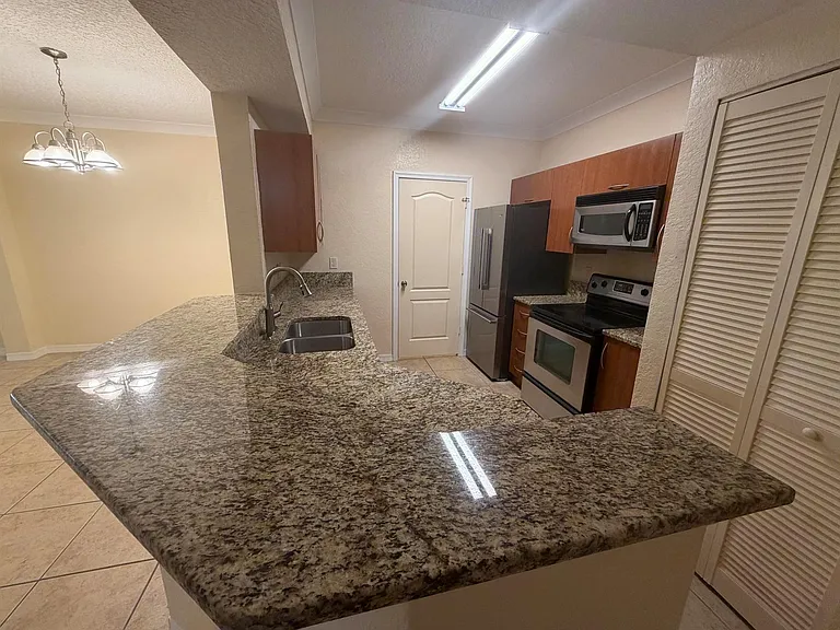 150 SW Peacock Blvd #26-102 — Photo 6
