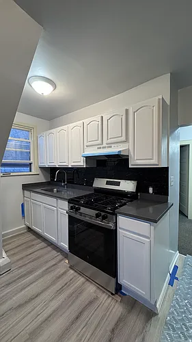 133 W 30th St #3 Photo 1