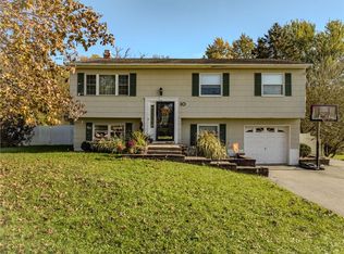 10 Capital Dr, Washingtonville, NY 10992