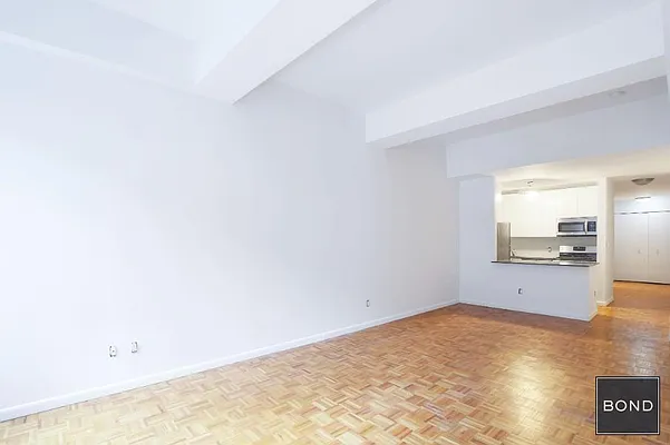 Rented by Bond New York | media 2