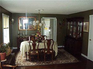 4th image of 4100 Willowdale Ave