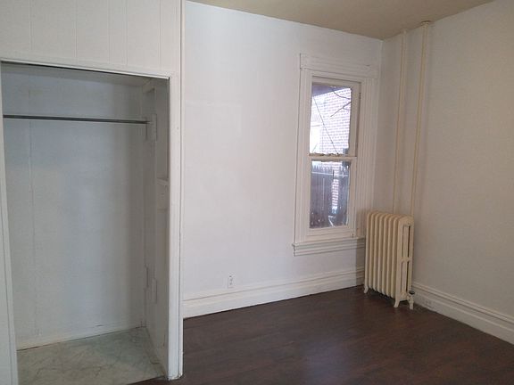 4th image of 625 N 6th St APT 1