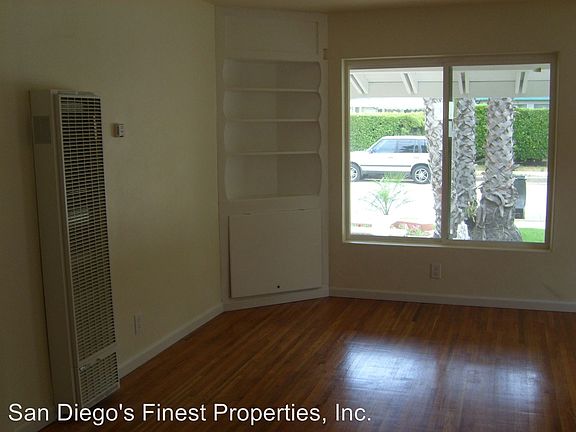 3rd image of 3512 Columbia St