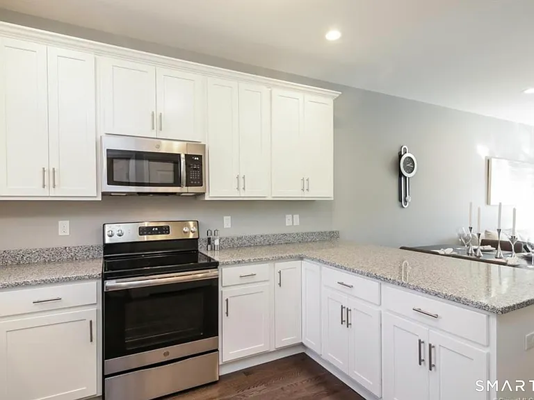 35 Ringgold St #104 — Photo 2