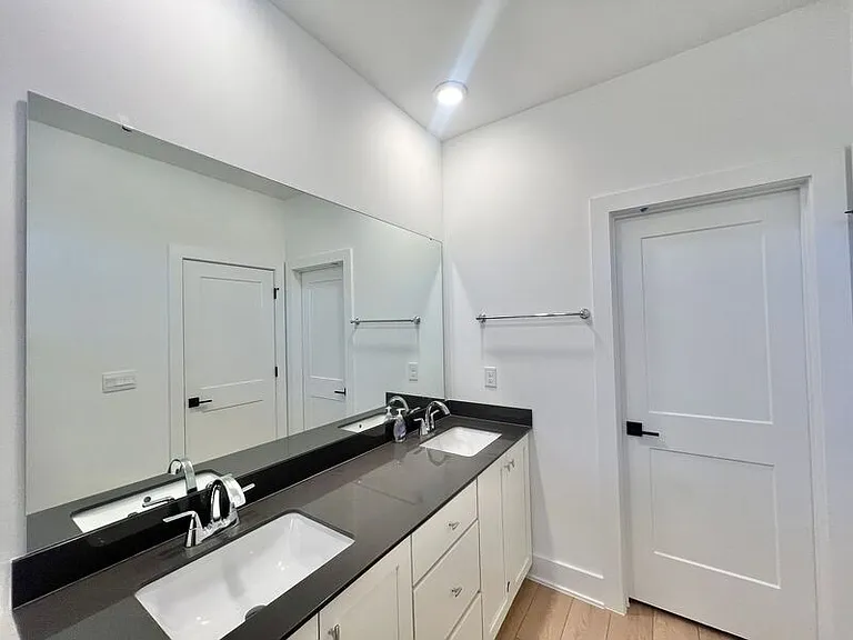 1533 Patchings Ln — Photo 12