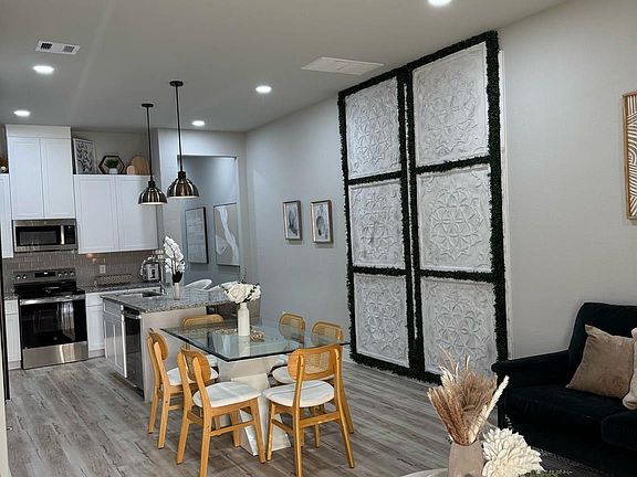 3rd image of 8324 Mariah St #A