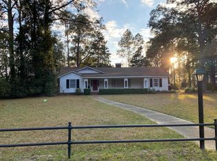 1880 Old Axson Rd, Douglas, GA 31535