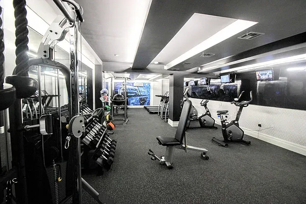 Rented by EXR | media 6