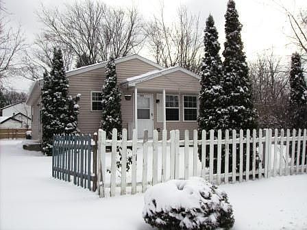2nd image of 3191 W Grandville Ave