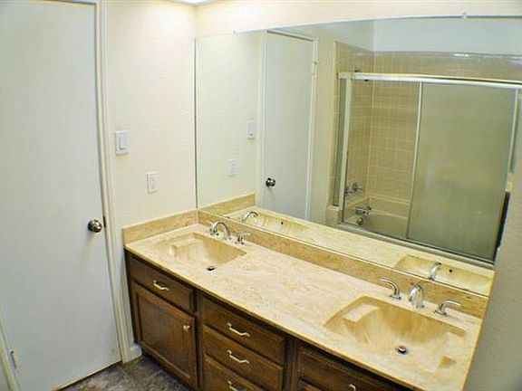 4th image of 1100 Harwell Dr APT 1310