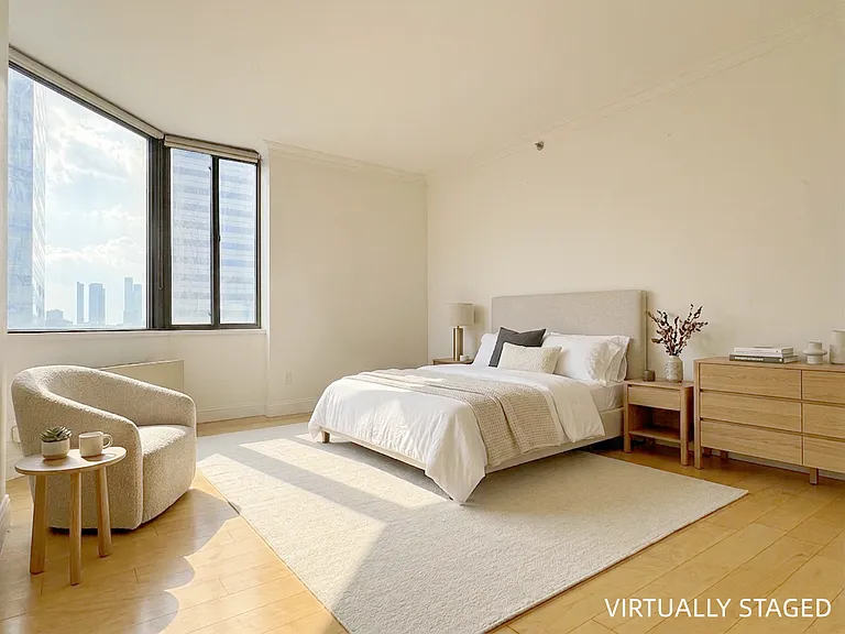 45 River Dr S #1106 — Photo 1