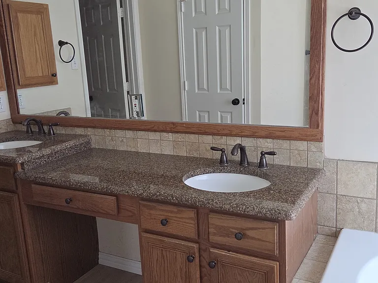Master bath twin sinks