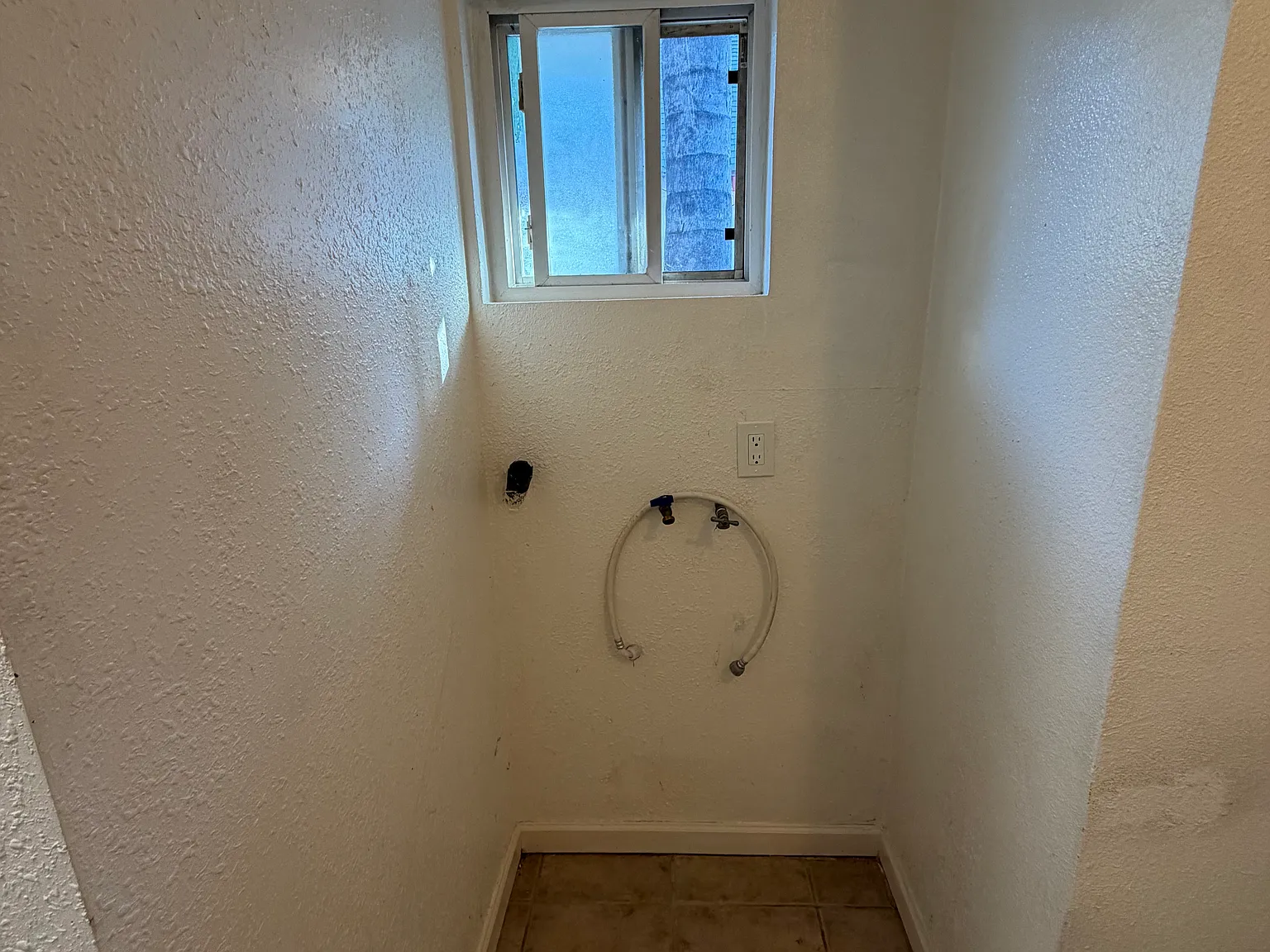 1 bed, 450 sqft, $1,750 — Photo 2