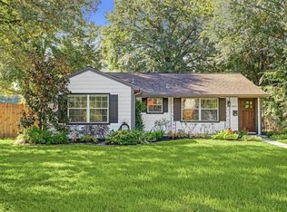 1803 Woodcrest Dr, Houston, TX 77018