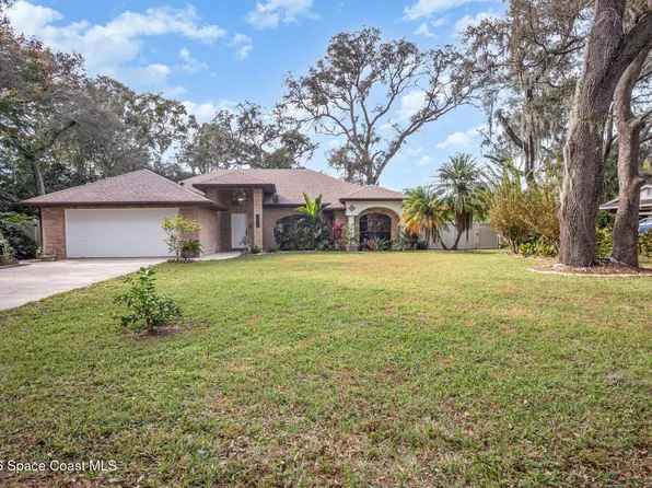 1356 Canary Dr, Deland, FL 32720