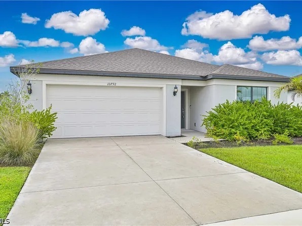 10792 Firebush Cir, North Fort Myers, FL 33917