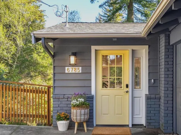 6785 Aitken Dr, Oakland, CA 94611