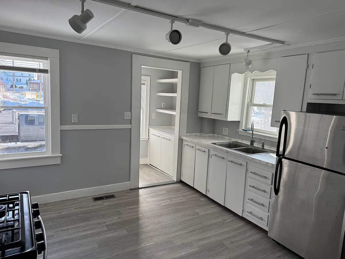 Building Photo - 769 Washington St #1
