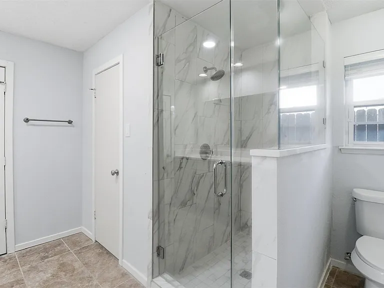 21131 Park Brook Dr — Photo 13