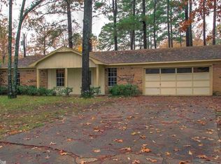 6917 White Oak Cv, Pine Bluff, AR 71602