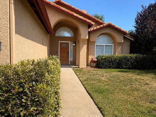 901 Calvert Ave, Lompoc, CA 93436