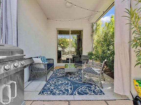 4th image of 1953 Villa Napoli Loop W