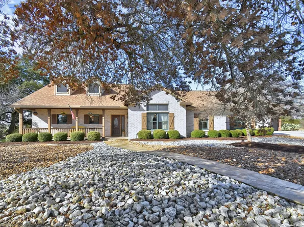 132 JUNIPER LN, Boerne, TX 78006