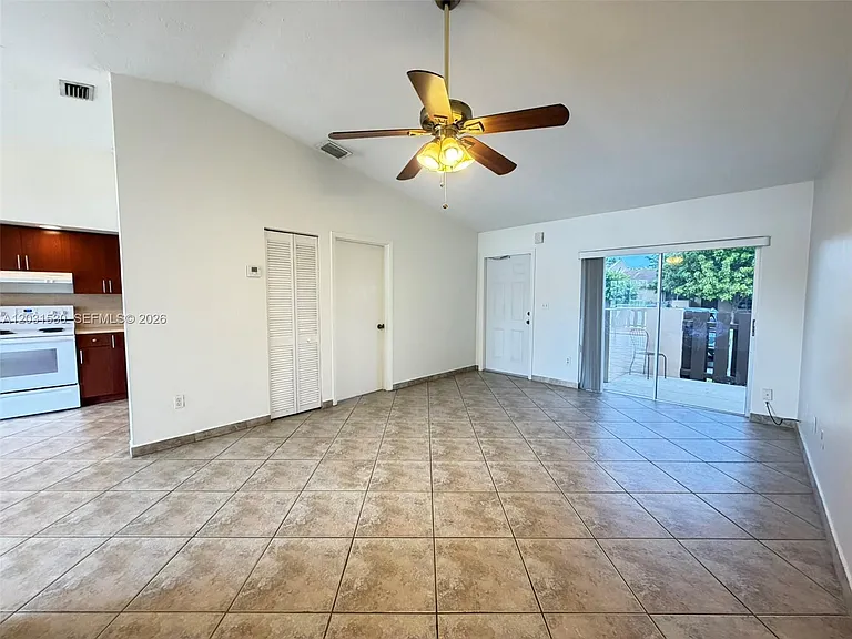 11760 SW 123rd Ave #0 — Photo 8