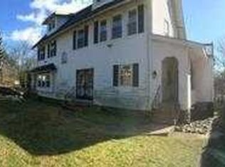 2514 Queen Anne Rd, Baltimore, MD 21216