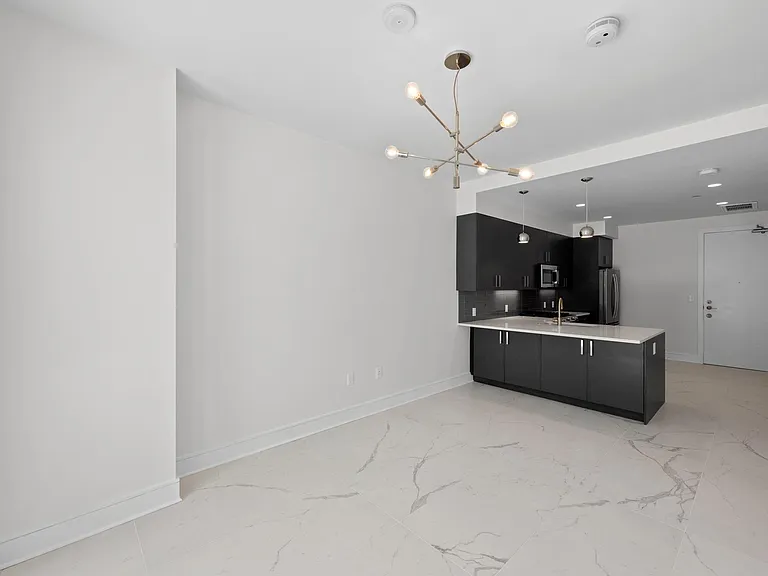 222 West Ave #1007 — Photo 7