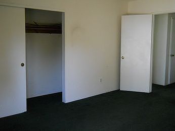 5th image of 21446 Dunn St