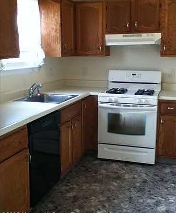 4th image of 3288 Mystic Port Pl