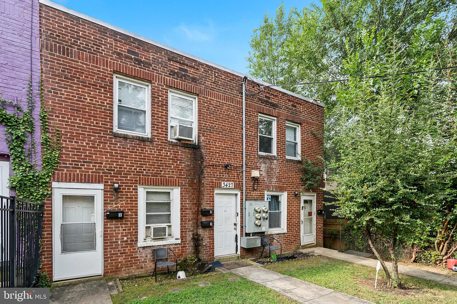 3427 B St SE photo 1