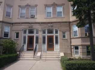 106 Pleasant St, Brookline, MA 02446