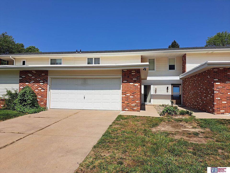 1st image of 5810 Oakridge Dr
