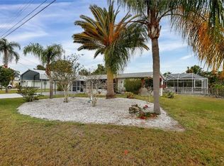 834 E 6th St, Englewood, FL 34223