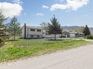 4672 N Pioneer Dr, Cedar City, UT 84721