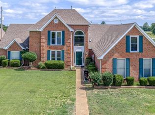8976 Lindstrom Dr, Cordova, TN 38016
