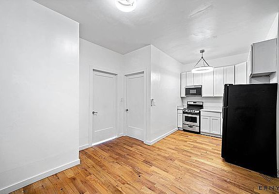 3rd image of 1778 Nostrand Ave #3C